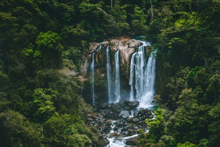 Nauyaca waterfall